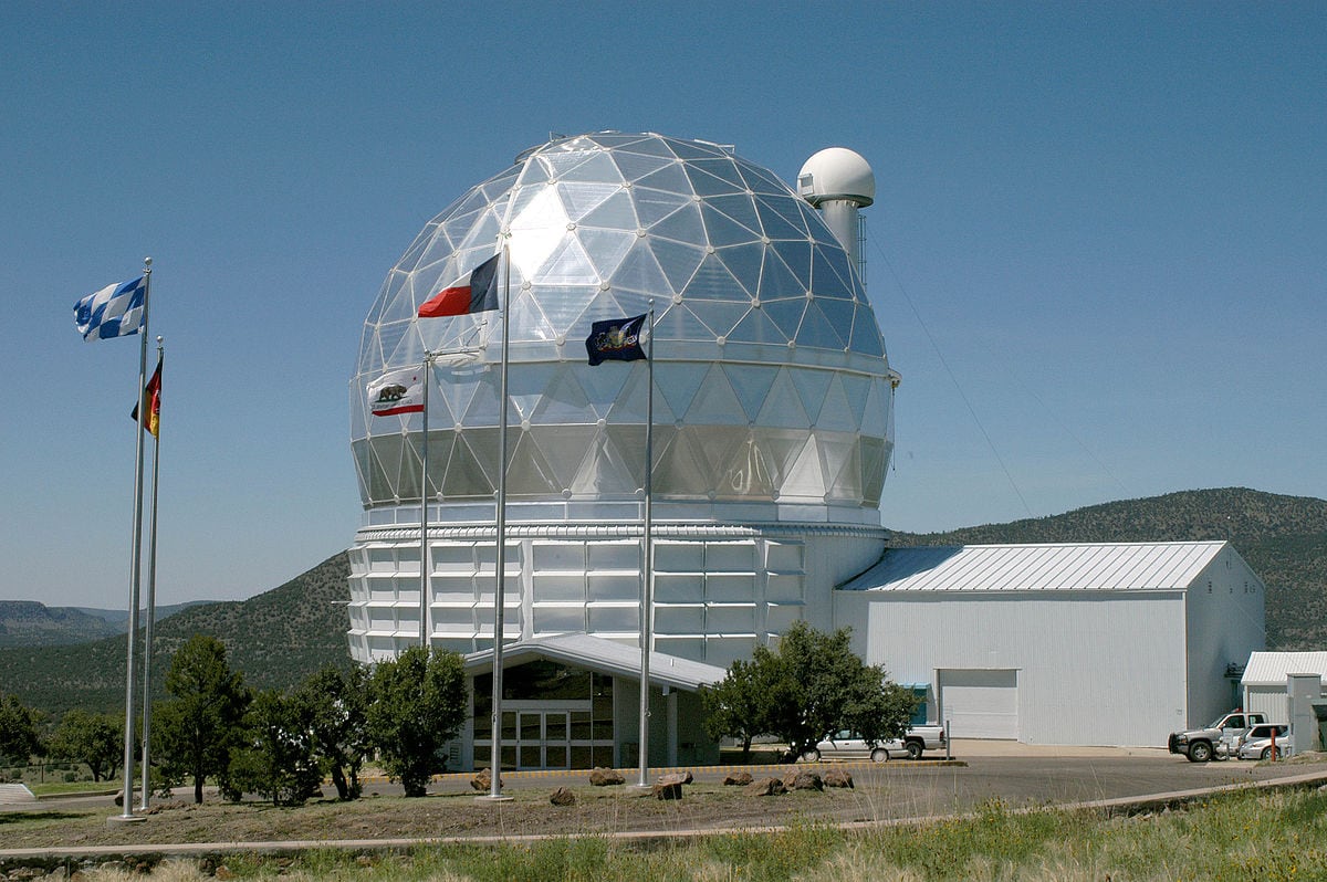 Hobby-Eberly Telescope (HET)