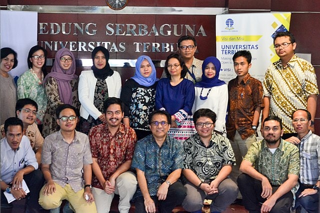 Universitas Terbuka Wikipedia