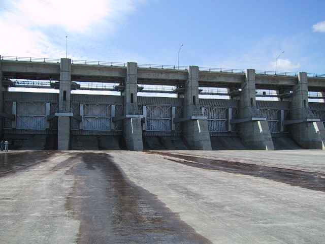 Gardiner Dam 