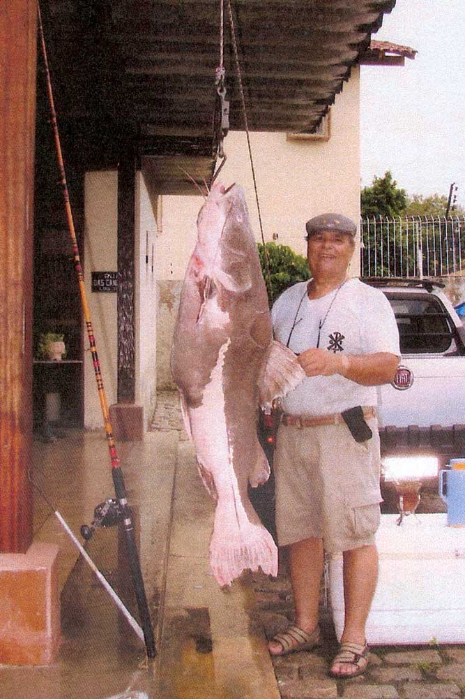 Record Redtail Catfish (Pirarara) 