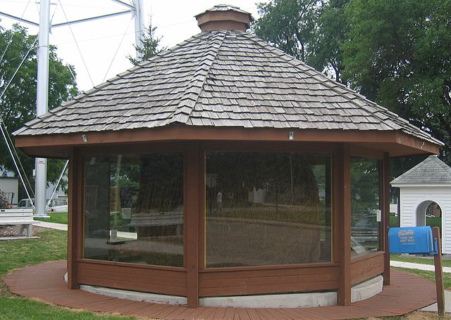 Largest ball of sisal twine built by a single person