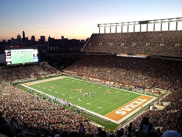 DKR_Texas_Memorial_Stadium