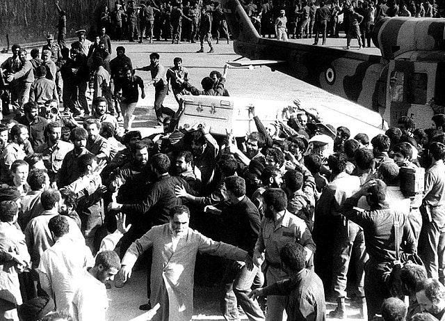 Funeral_of_Ruhollah_Khomeini