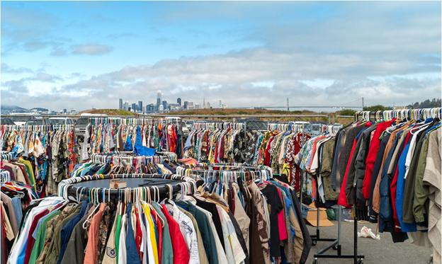 Alameda Point Antiques Faire