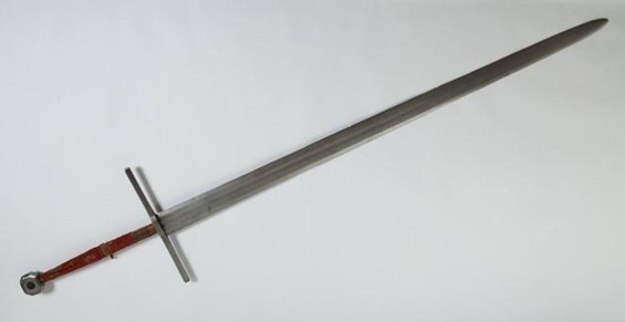 Making the world's heaviest sword